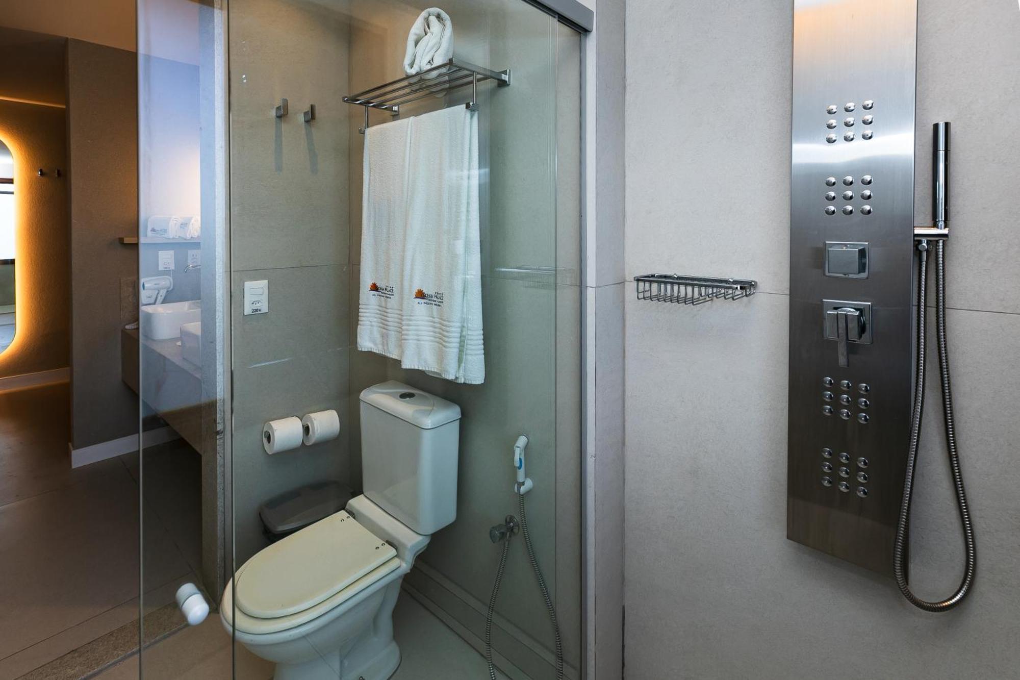 Ocean Palace All Inclusive Premium Natal Exterior foto A wet room