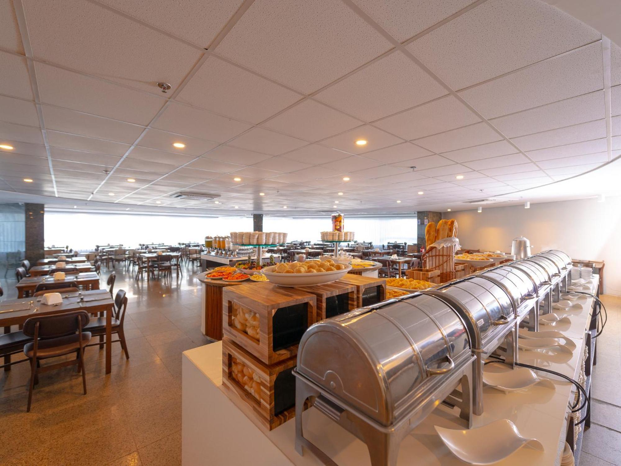 Ocean Palace All Inclusive Premium Natal Exterior foto The buffet at the airport